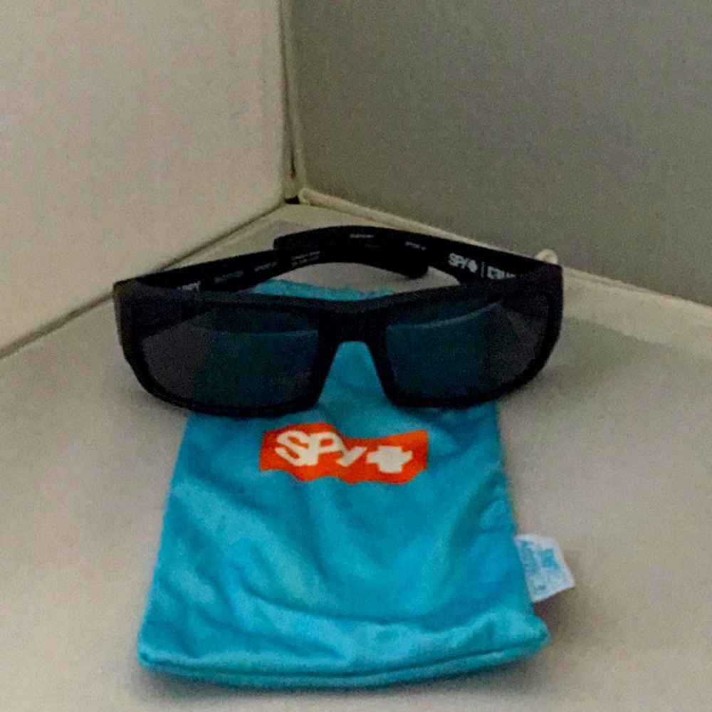 SPY CALIBER SUNGLASSES.